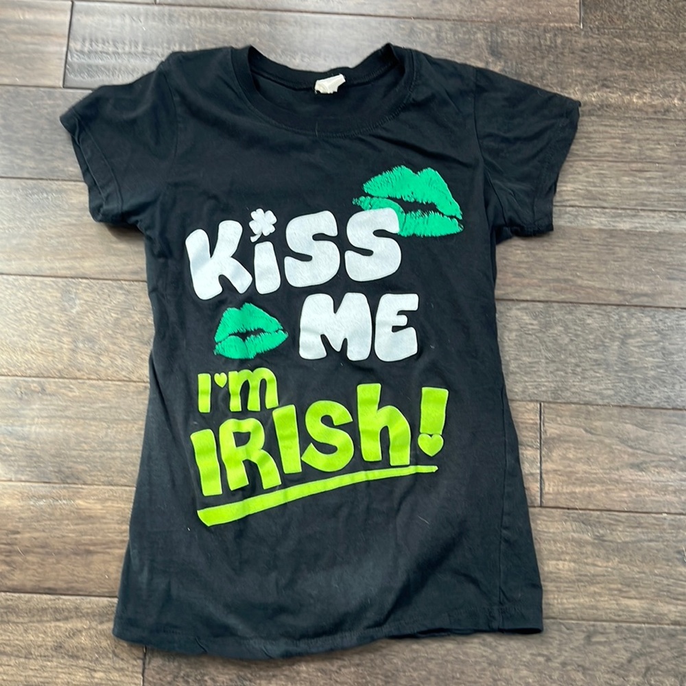Kiss me I am Irish vintage tshirt size large